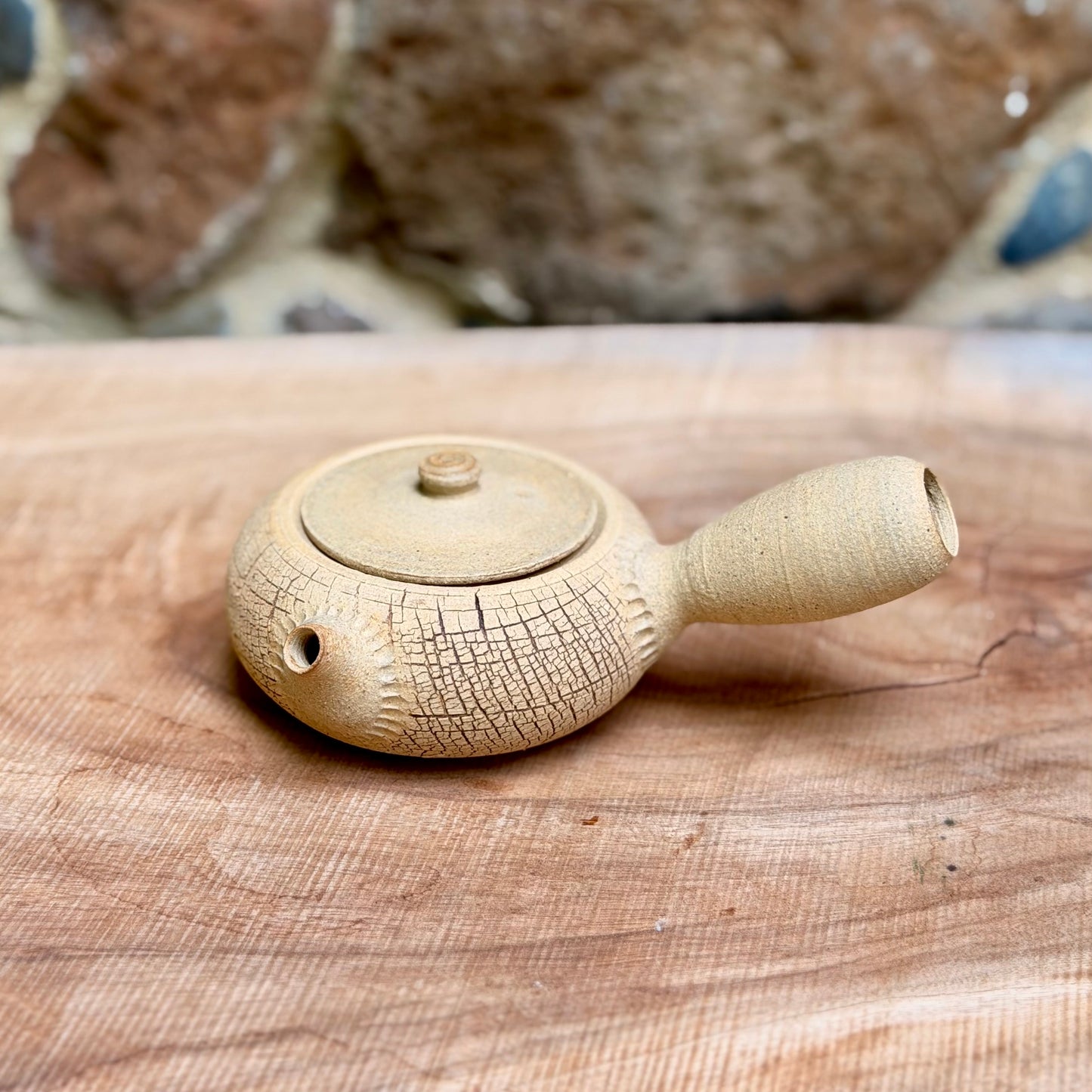 Bark texture side-handle 150ml
